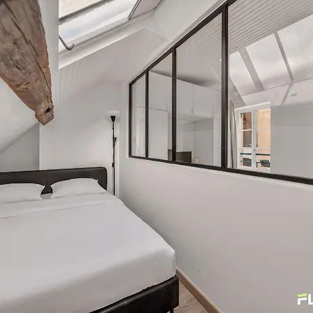 شقة Charming Bright Near Montmartre 9th باريس