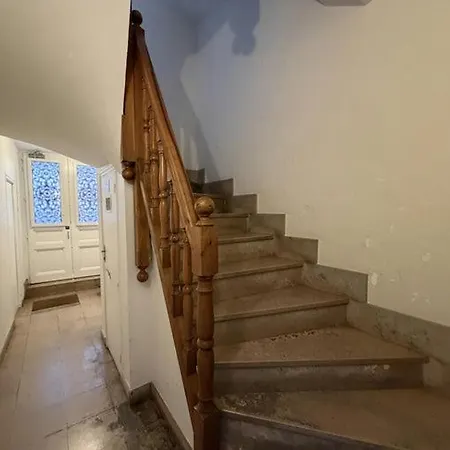 Charming Bright Near Montmartre 9th Apartment Paris