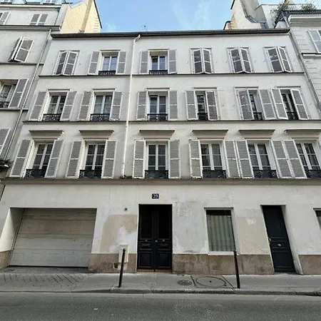 Charming Bright Near Montmartre 9th Apartment *